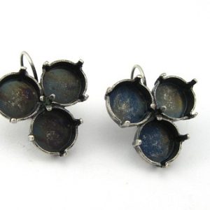 Rivoli 12mm triangle earrings