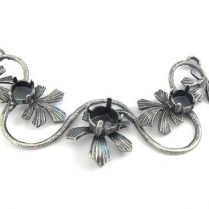 Combined leaf pendant crystals