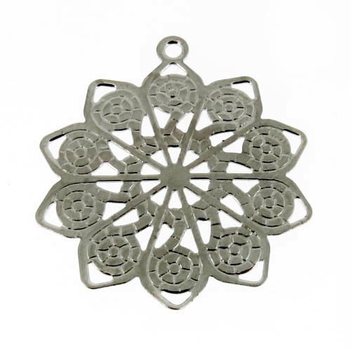 תליון פרח מעוטר 22x22 מ"מ