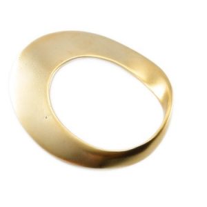 תליון אובלי מפותל 65x80 מ"מ