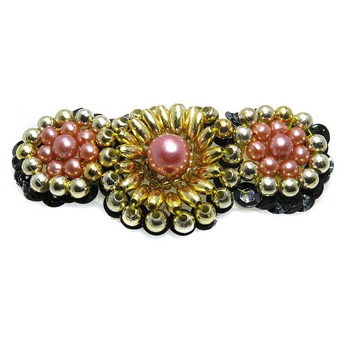 אפליקצית פרחים מחרוזים + פייטים 63.15x28 מ"מ